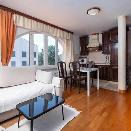 Krase Ii Apartment *